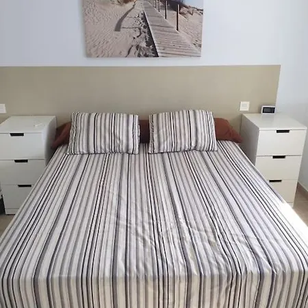 בית נופש New Luxury With Jacuzzi In Heart Of Lanzarote *