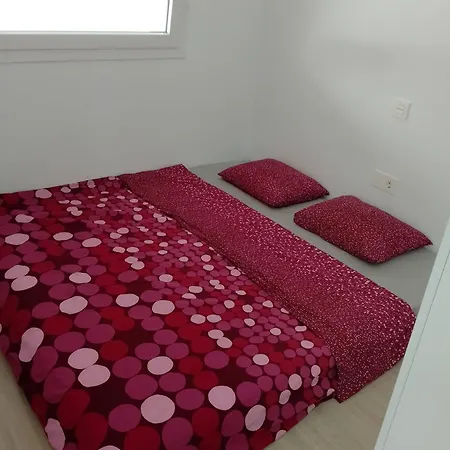 בית נופש New Luxury With Jacuzzi In Heart Of Lanzarote