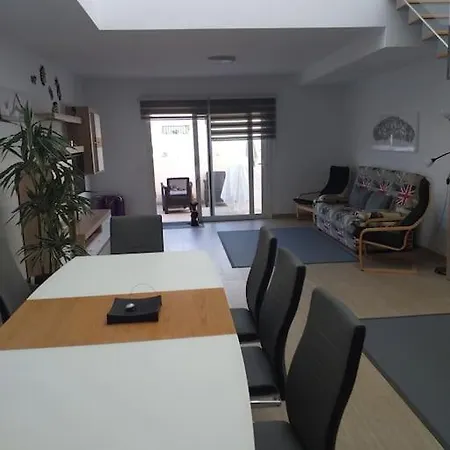 Σπίτι διακοπών New Luxury With Jacuzzi In Heart Of Lanzarote